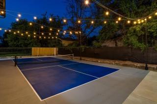 Walk To Wesley! Central Stay W/ Pickle Ball + More - 2