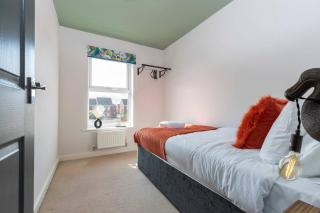 Spacious 3BR Durham Home Contractor Friendly - 6