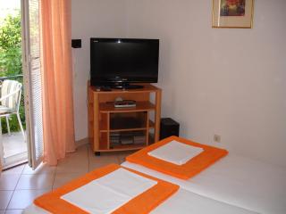 Apartments with parking space Gradac, Makarska - 15585 - 3