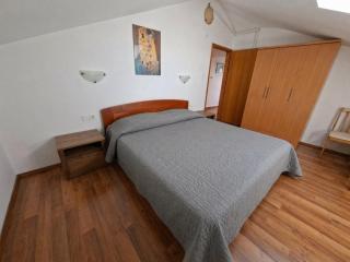 Apartments Izabela Mužić-Fornarić Cres - 1