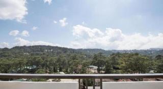 Newtown Plaza Hotel - 2