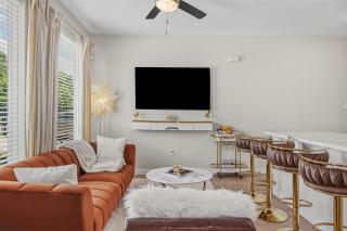 Newly built Med ctr-NRG-downtown -3bd-3bth - Houston - 1