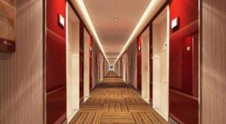 Thank Inn Plus Hotel Zhuhai Nanping pedestrian Street Huafa shopping Center - 8