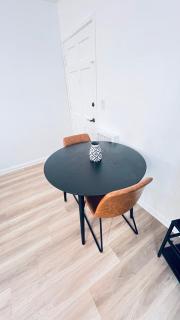Great suite in Westwood by UCLA hospital - 2