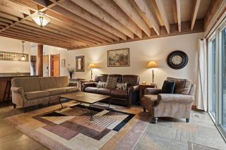 7 Little Court home - 4