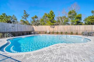 Queen City by the Sea By Stay on 30A, Bikes & Community Pool! - 8