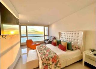 Large 3BR Apt with beautiful ocean views - 2