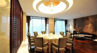 Balan International Hotel - 4