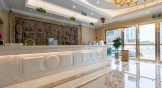 Vienna Hotel Guangzhou Huadu Financial Center Sunac Amusement Park - 8