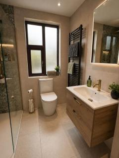 Number 9 Market Street - Town centre 4 bedroom house with garden - 5