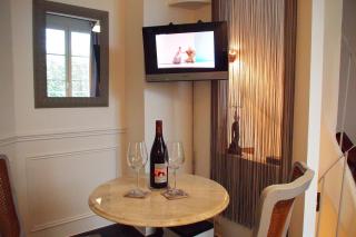 Petit Paris - Oasis in Marais - Paris - 3