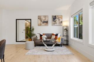 Luxury 2BR Suite Minutes to the Beach & US Border - 6