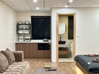 City view 3 bedrooms 5 beds elevator free laundry - 1