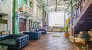Art Hotel Sanamchai - 2