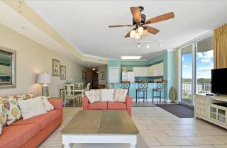 Modern 3BR Beachfront Condo with Wraparound Views - 6