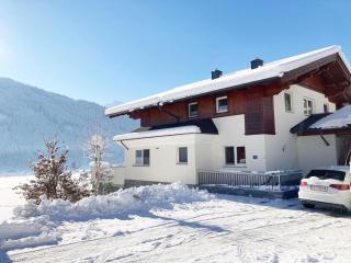 Chalet in Mittersill near Ski Lift - 1