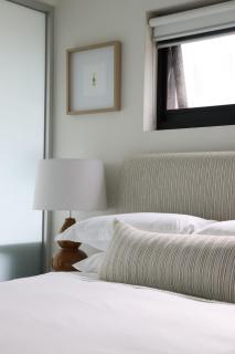 Bright Ascot Vale Nest - Free Parking & Balcony - 5