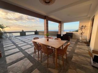 Beachfront Studio with Cozy and Spacious Balcony - 1