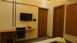 Hotel Taj Way by Jyoti Villa - 8