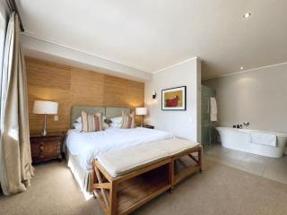 The Gallery 103 luxury one bedroom - 7