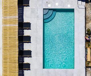 Birds Villa Apartments with Heated Pool - Including Car and Breakfast - 0