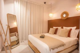 Cosy 1BR Apt with Pool, steps from Pereybere Beach - 2