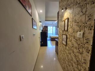 Pean & Pine Studio Mussourie View - 6