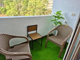 Pean & Pine Studio Mussourie View - 5