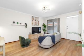 Quiet & Comfortable - A Sepal Stay - 0
