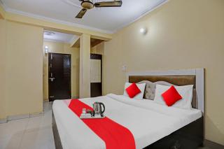 Hotel O by OYO Crossing Hotel Ghaziabad Railway Station - 3