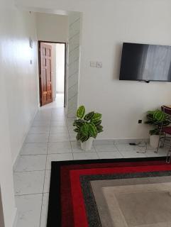 Cozy Apartment - 2