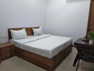 Hotel O Millions 24*7 - 5