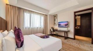 Huading International Hotel - 1