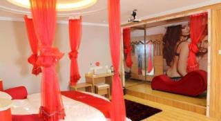 Thank Inn Hotel He'nan Xuchang Railway Station Qiyi Road Caowei Ancient Town - 1