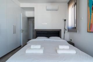 Coastal 2BR Sea View Near Mackenzie Beach Larnaca - 6