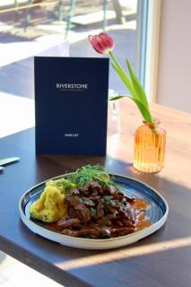 Riverstone Lodge Hotel - 3