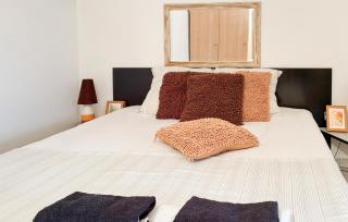 2 Bedroom Lovely Apartment In Vrsi - 6