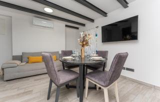 2 Bedroom Cozy Apartment In Biograd - 8