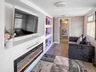 Four Oaks Cottage - 5