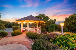 Perfect For Families Pool Spa Tennis Orchards - 9