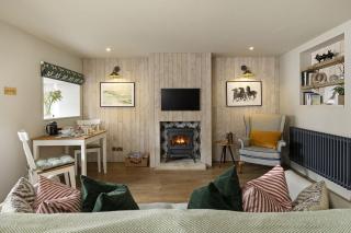 The Coach House, South Cerney - 4