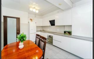 Welcome to the relaxing and premium apartment Rîşcanovca Florǎrii str - 8