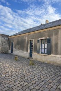 La Maison des Rues Pavées avec jardin by La Boîte En Plus - 6