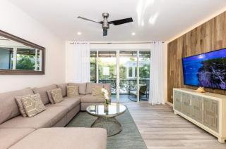 Beautiful Combo Unit- Walk to Beach -CV41-23 - 7