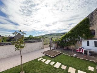 Au 8 à Meursault, Magnifique maison Bourguignonne au pied des vignes, jardin, places de parking privée - 8