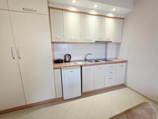 Thoma's K Studios - Valona - 1