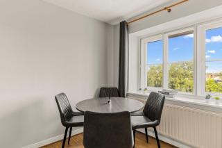 SW19 2BR - Quiet Stay for Professionals - 3
