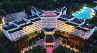 Fangzhong Holiday Hotel - 9