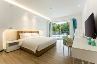觅悦设计师全景美宿 三亚亚龙湾博后村店 - 6