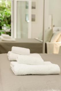 Mama's Home - 2 BR Near Acropolis - Metro - 300Mbps - Atenas - 1
